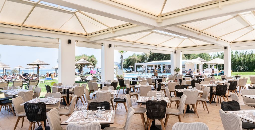 Geraniotis Beach Hotel & Resort 4*