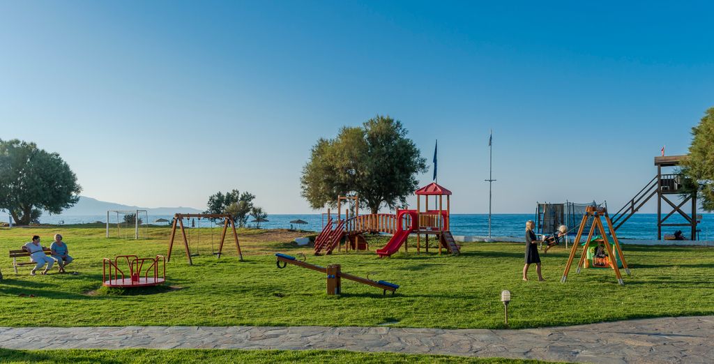 Geraniotis Beach Hotel & Resort 4*