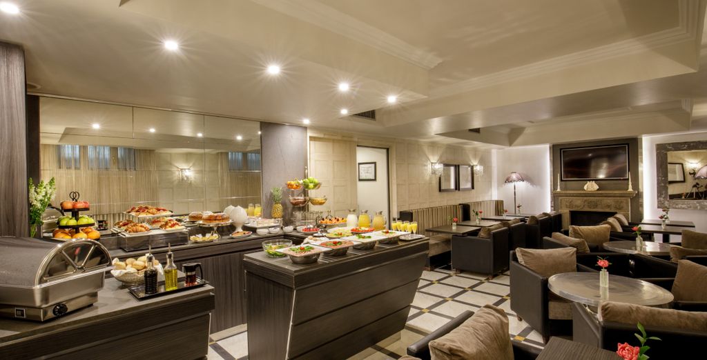Hotel Royal Court 4*