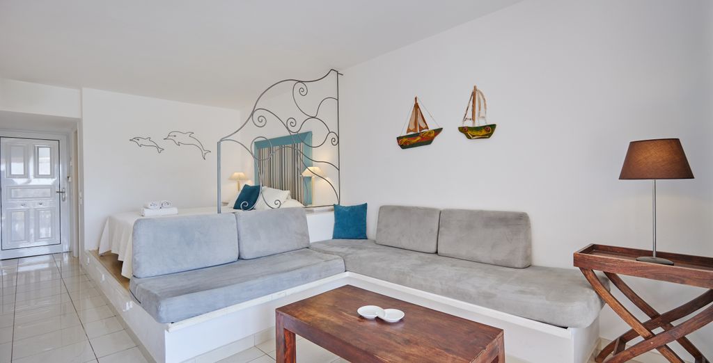  Gerakas Belvedere Luxury Suites 4*