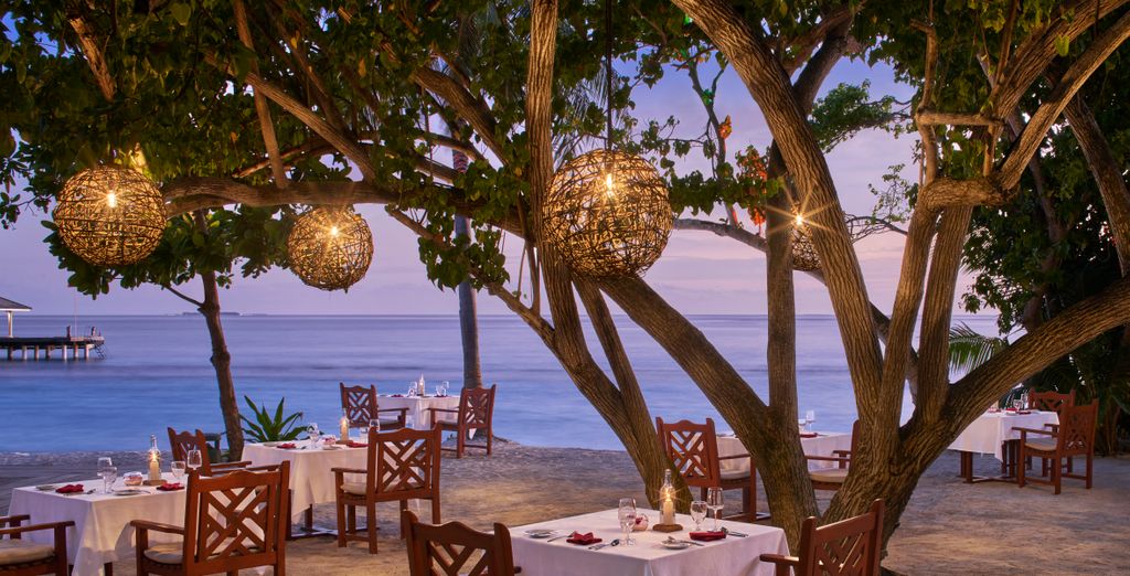 Royal Island Resort & Spa 5*