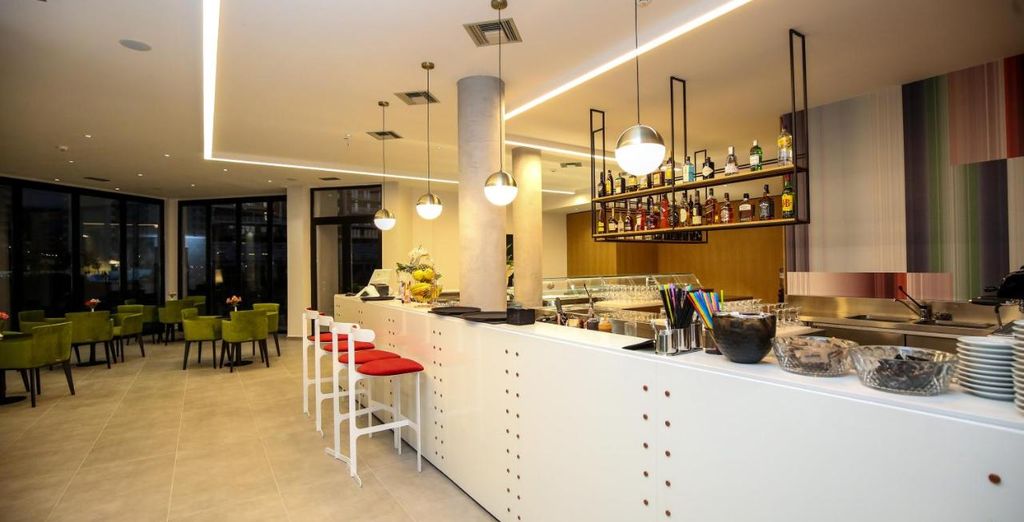 Bazaar Inn 4* e Regina Garden 4*