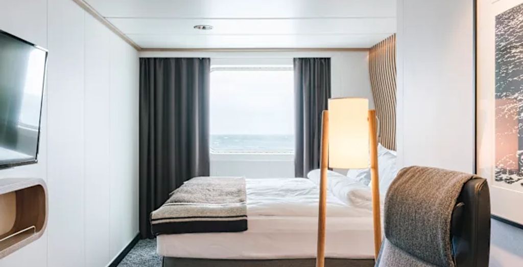 MS Fridtjof Nansen & Fosshotel Reykjavík 4*