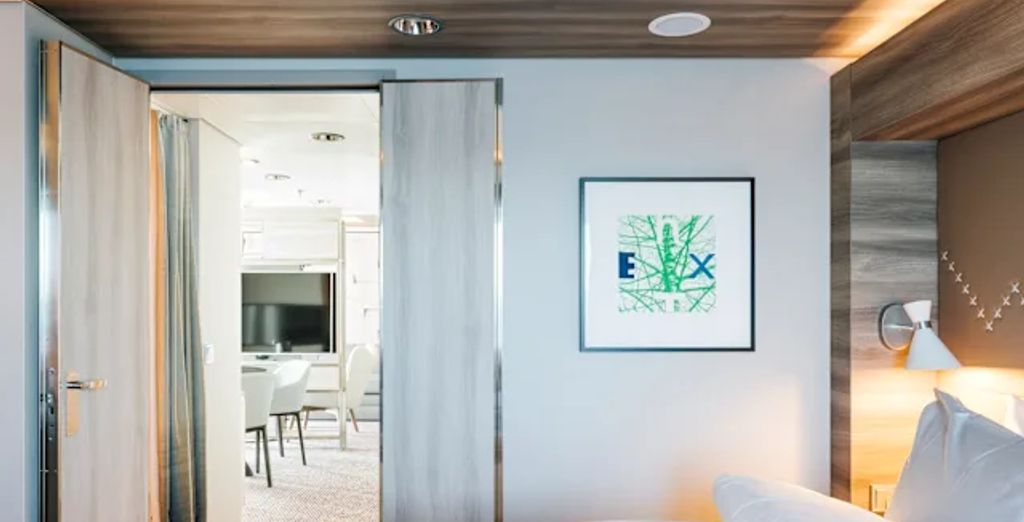 MS Fridtjof Nansen & Fosshotel Reykjavík 4*