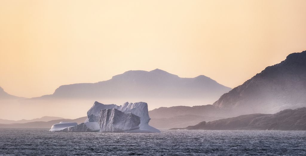 MS Fridtjof Nansen & Fosshotel Reykjavík 4*