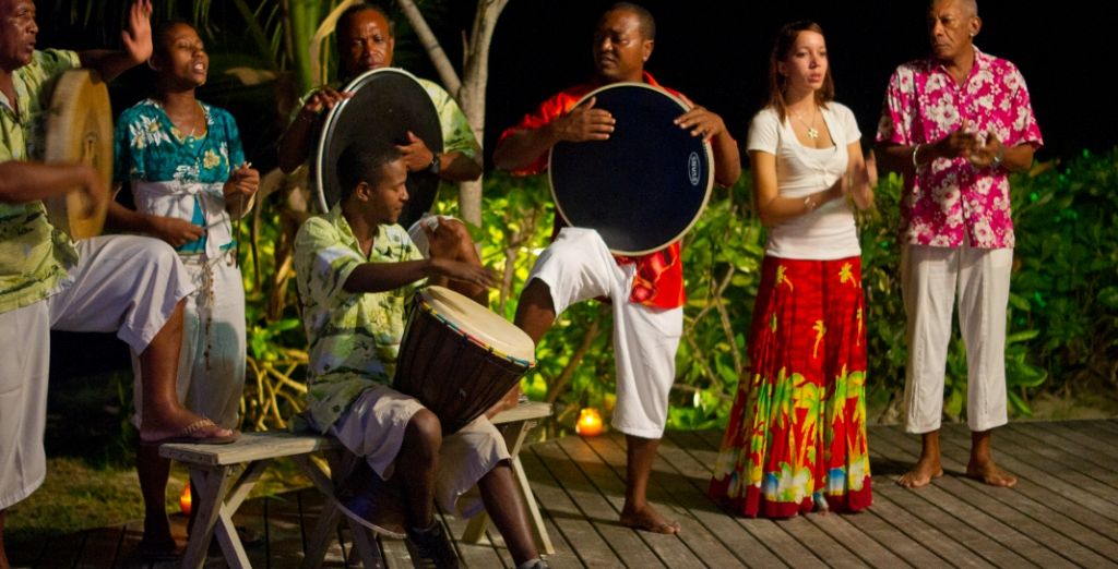 Indian Ocean Lodge con possibile estensione al Carana Beach Hotel 4*