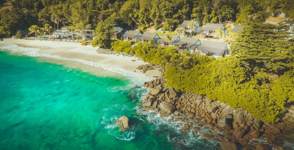 Indian Ocean Lodge con possibile estensione al Carana Beach Hotel 4*