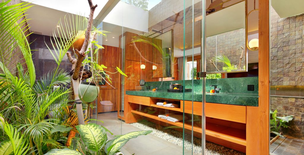 AnandaDara Resort & Spa 4*, Sudamala Resort Senggigi 5* e Sini Vie Resort 5*