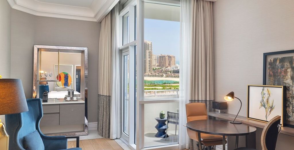 The Ritz-Carlton, Doha 5* con possibile estensione al The Outpost Al Barari 5*