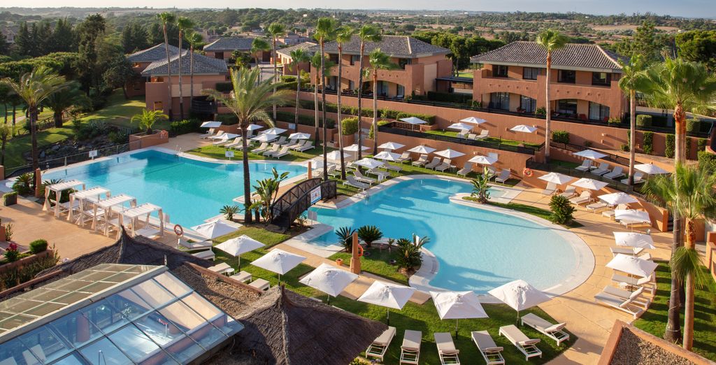 DoubleTree by Hilton Islantilla Beach Golf Resort 4*