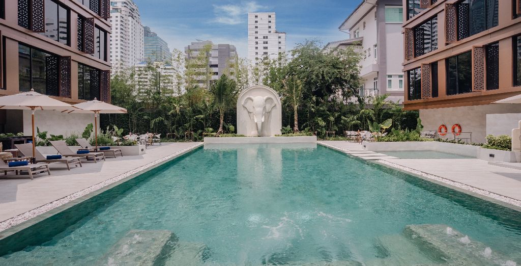 Grand Mercure Khao Lak Bangsak 5* con possibile pre-estensione al Nysa Hotel Bangkok Sukhumvit 11 5*