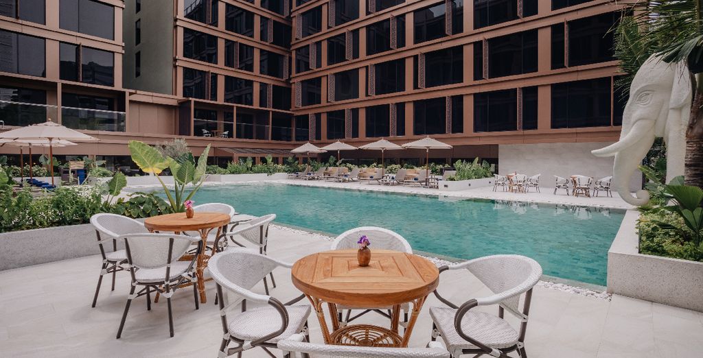 Grand Mercure Khao Lak Bangsak 5* con possibile pre-estensione al Nysa Hotel Bangkok Sukhumvit 11 5*