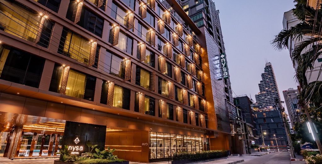 Grand Mercure Khao Lak Bangsak 5* con possibile pre-estensione al Nysa Hotel Bangkok Sukhumvit 11 5*