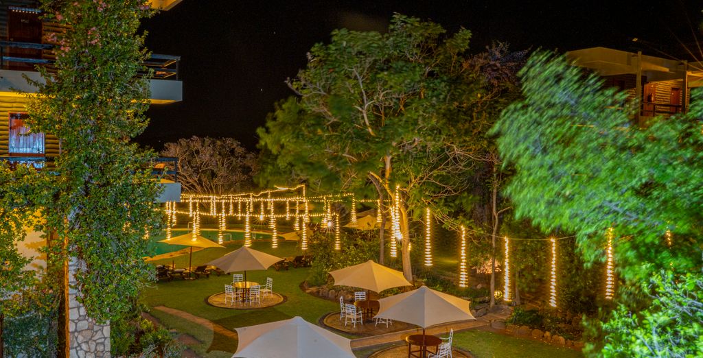 PrideInn Flamingo Beach Resort & Spa Mombasa 4* e safari nei parchi naturali