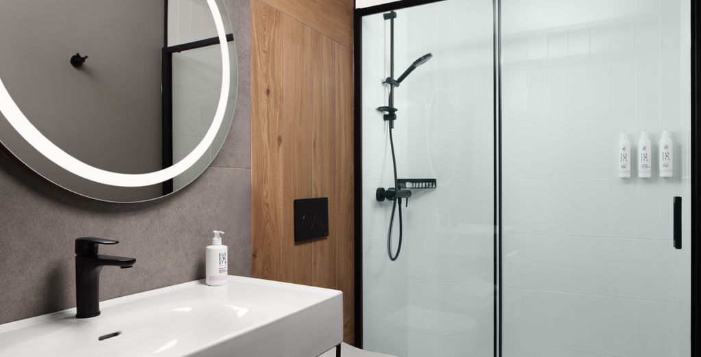 Moxy Istanbul Beyoglu 4*