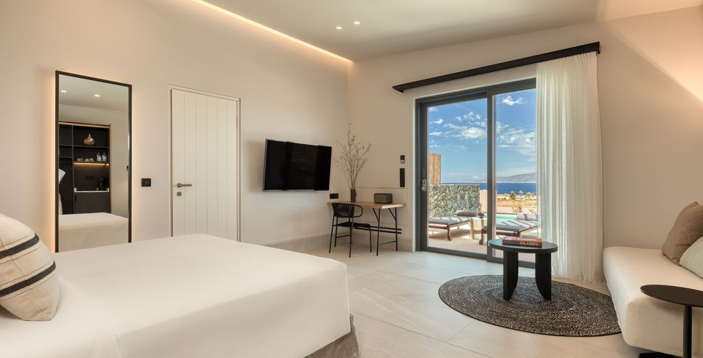 Domes Novos Santorini 5*