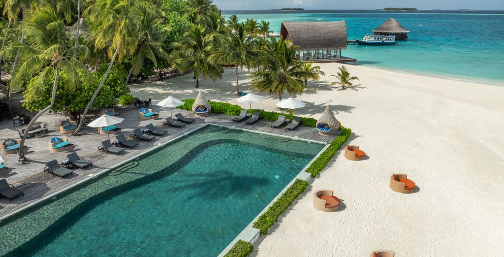 Angsana Velavaru 5*
