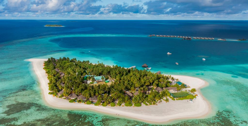 Angsana Velavaru 5*