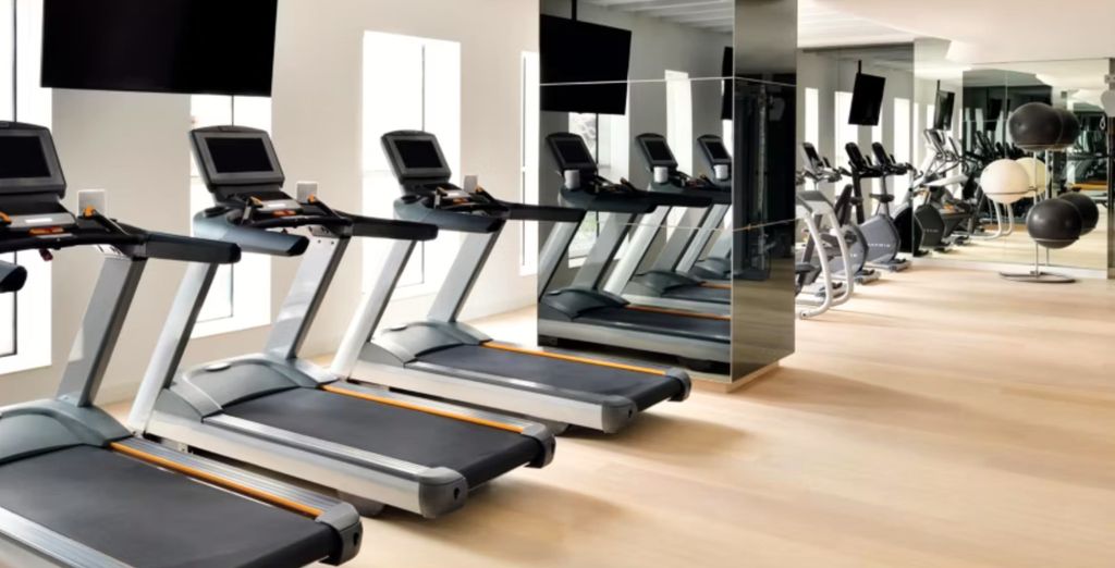 Crowne Plaza Dubai Marina 5*