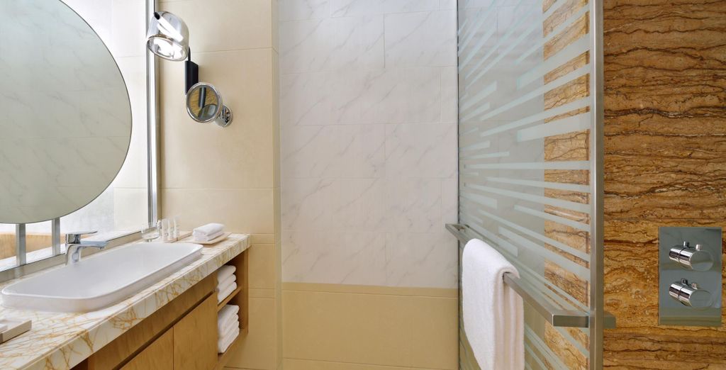 Crowne Plaza Dubai Marina 5*