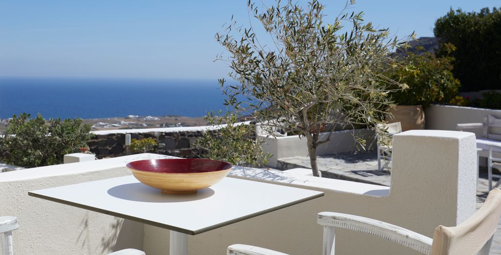 Aperanto Suites 4*