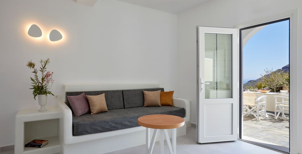 Aperanto Suites 4*