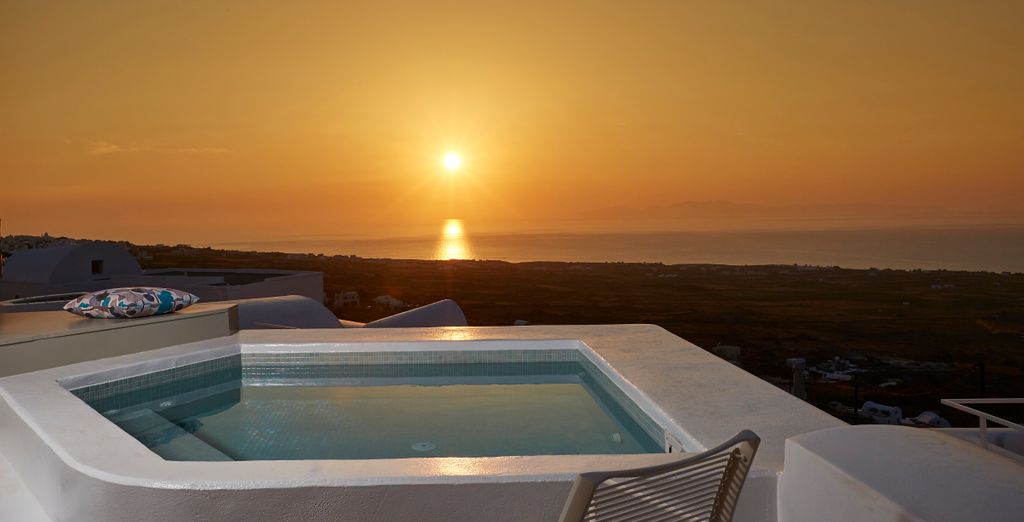 Aperanto Suites 4*
