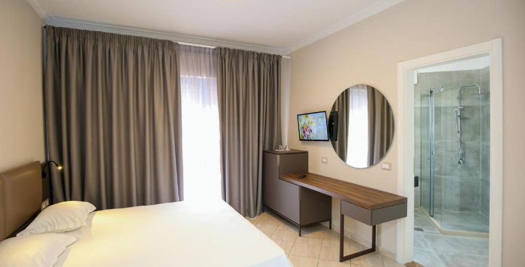 Bazaar Inn 4* e Regina Garden 4*