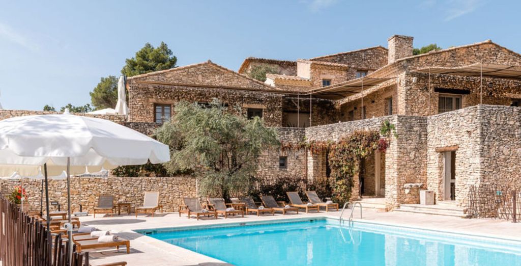 Le Mas des Herbes Blanches Hotel & Spa 5* - Provence