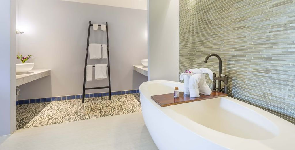 Ramada Plaza by Wyndham, Bangkok 5* e Barcelo Coconut Island, Phuket 5*