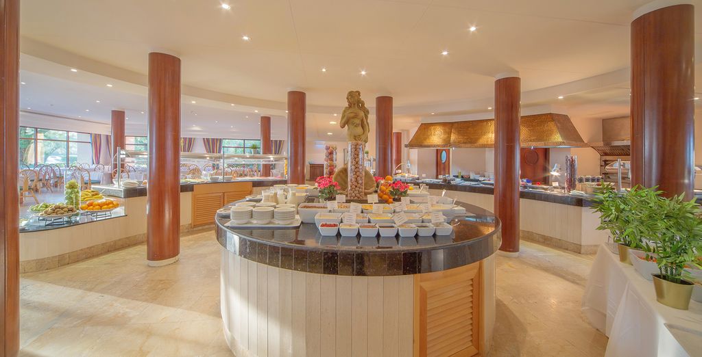 PortBlue Club Pollentia Resort & Spa 4*