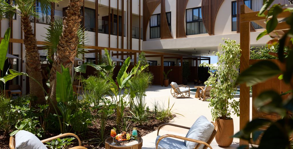 Isla Brown Chania Resort, Curio Collection by Hilton 5*