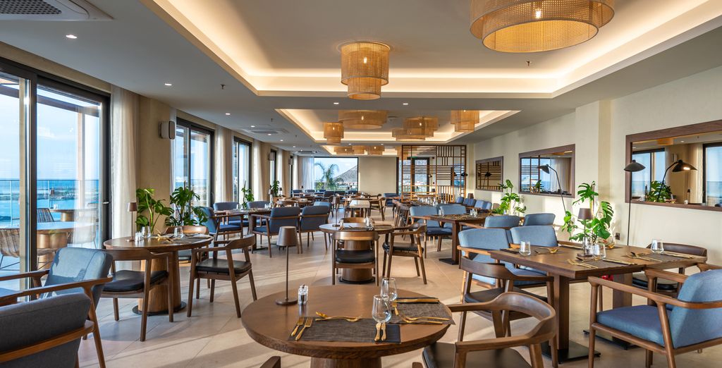 Isla Brown Chania Resort, Curio Collection by Hilton 5*
