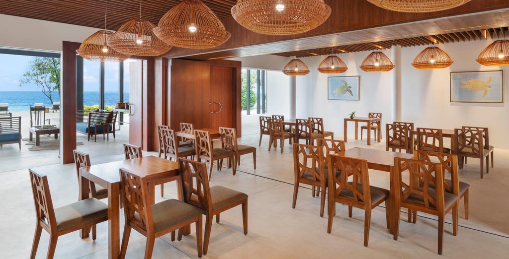 The Westin Maldives Miriandhoo Resort 5*