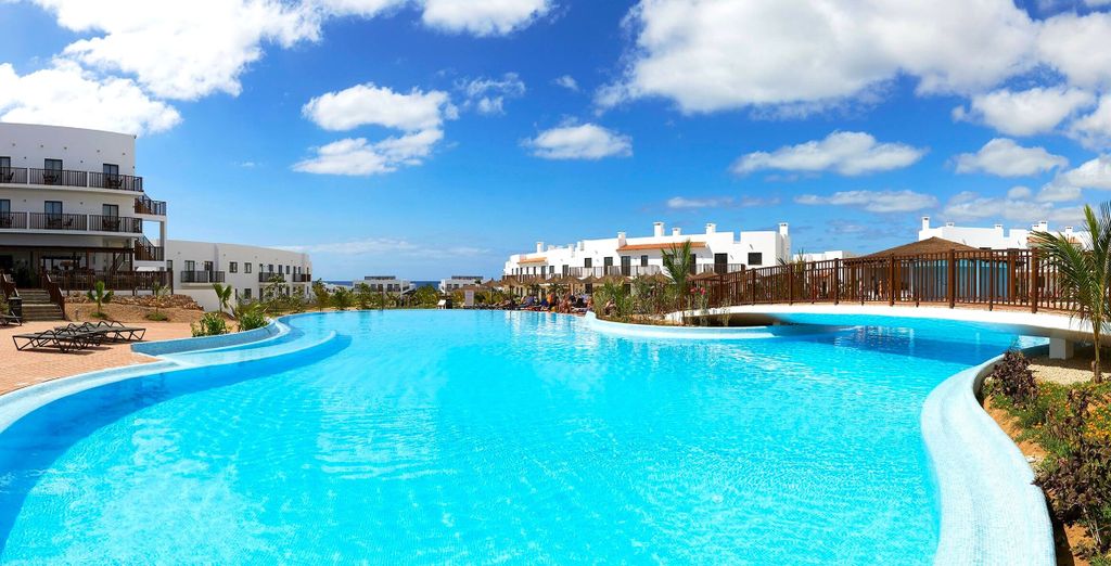 Melia Dunas Beach Resort And Spa 5*
