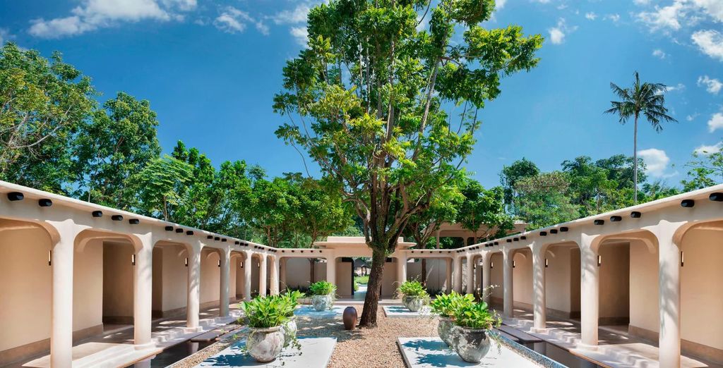The Ritz-Carlton, Doha 5* e The Naka Island, a Luxury Collection Resort & Spa, Phuket 5*