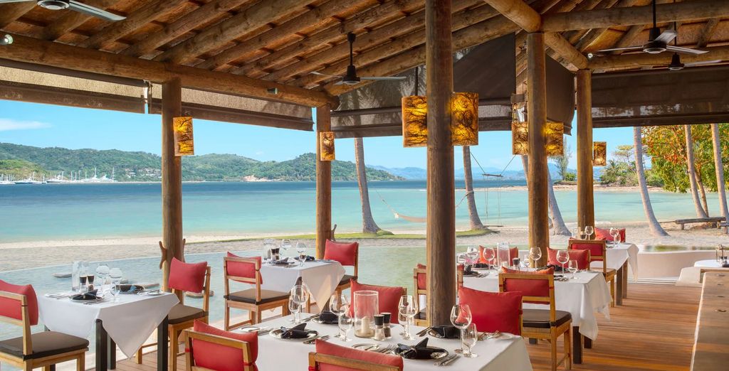 The Ritz-Carlton, Doha 5* e The Naka Island, a Luxury Collection Resort & Spa, Phuket 5*