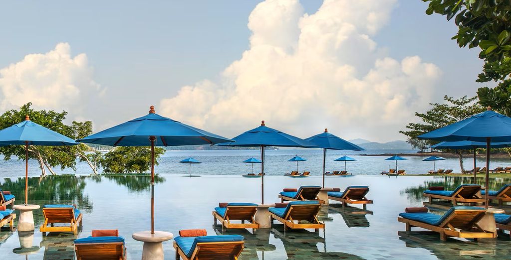 The Ritz-Carlton, Doha 5* e The Naka Island, a Luxury Collection Resort & Spa, Phuket 5*