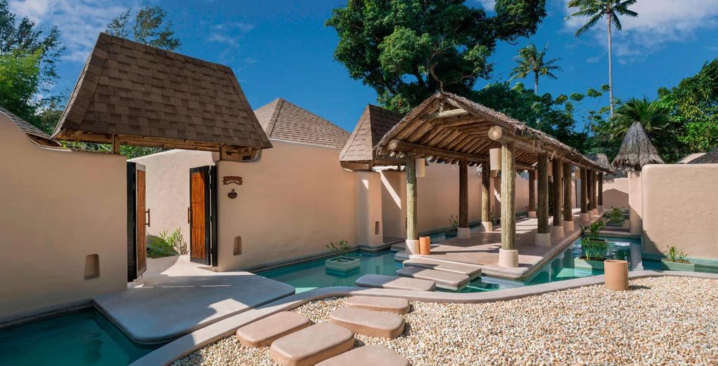 The Ritz-Carlton, Doha 5* e The Naka Island, a Luxury Collection Resort & Spa, Phuket 5*