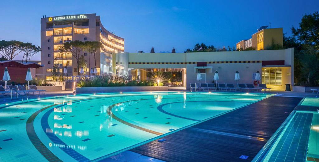 Laguna Park Hotel 4*S