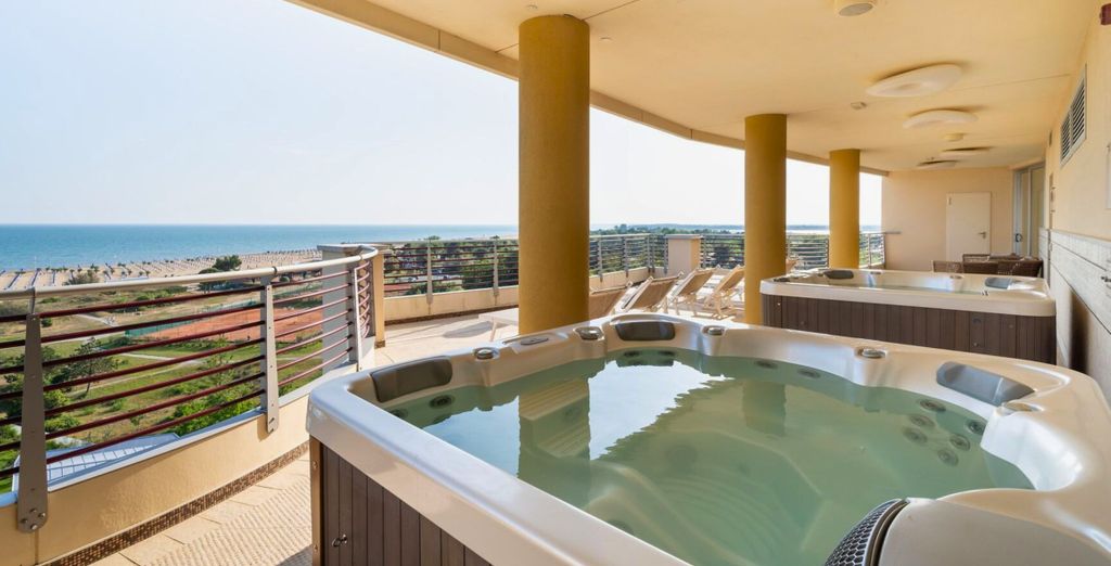 Laguna Park Hotel 4*S