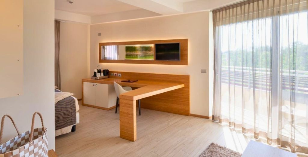 Laguna Park Hotel 4*S