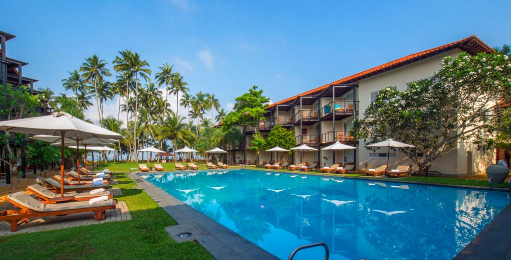 Mermaid Hotel & Club 