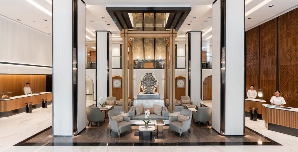 Maitria Hotel Sukhumvit 18 – A Chatrium Collection 4*, Meliá Chiang Mai 5* e Peace Laguna Resort & Spa 4*