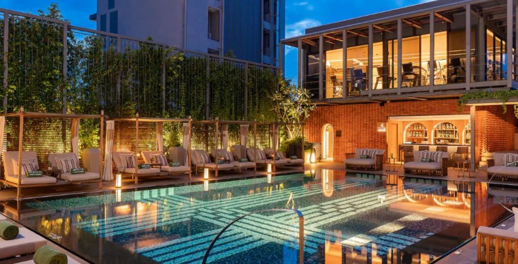 Maitria Hotel Sukhumvit 18 – A Chatrium Collection 4*, Meliá Chiang Mai 5* e Peace Laguna Resort & Spa 4*