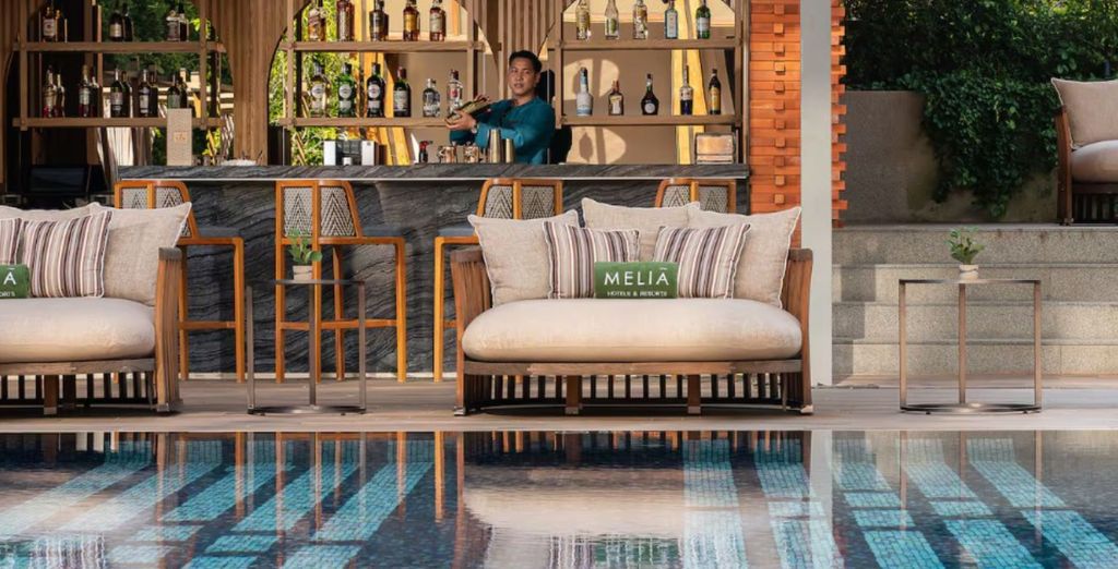 Maitria Hotel Sukhumvit 18 – A Chatrium Collection 4*, Meliá Chiang Mai 5* e Peace Laguna Resort & Spa 4*