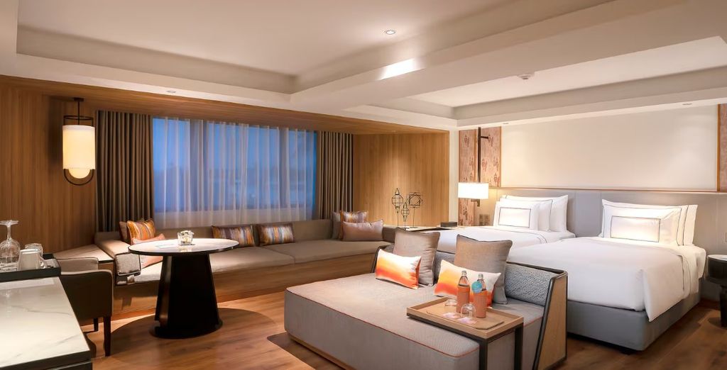Maitria Hotel Sukhumvit 18 – A Chatrium Collection 4*, Meliá Chiang Mai 5* e Peace Laguna Resort & Spa 4*