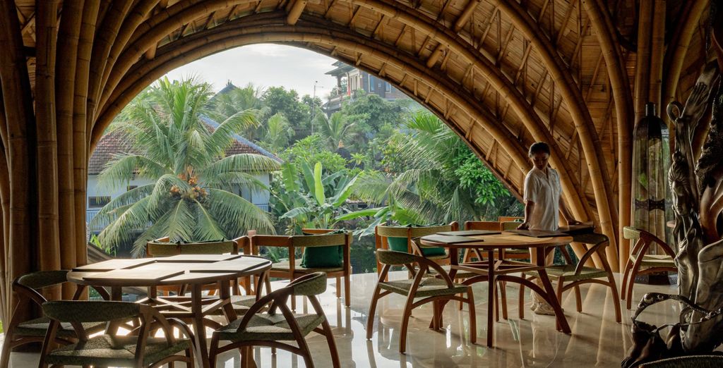 E Sanctuary Resort Ubud 5* e Avani Seminyak Bali Resort 5*