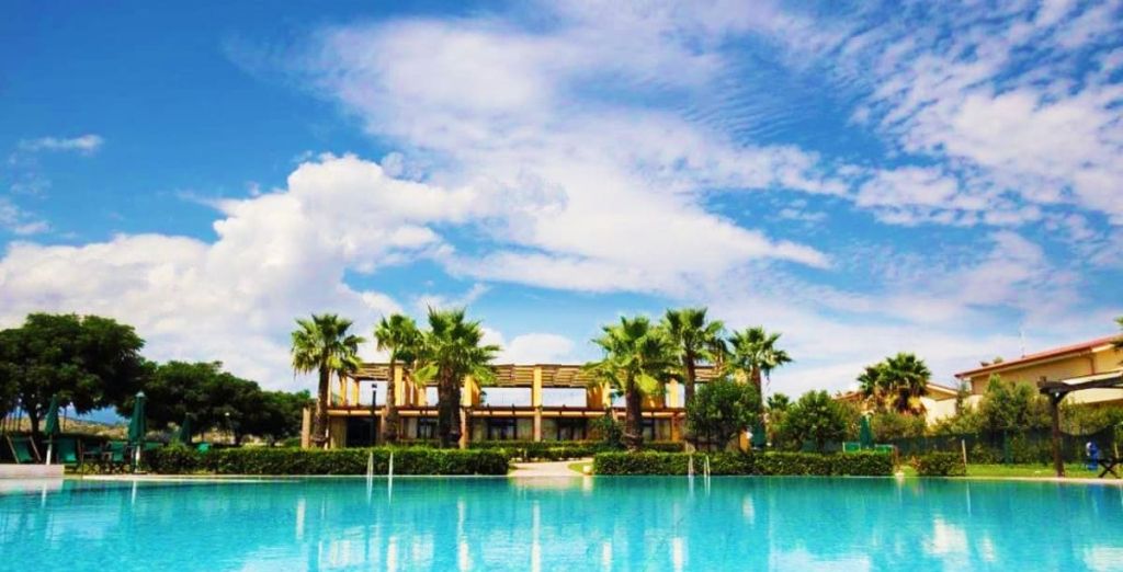 Marina del Marchese Beach Resort 4*