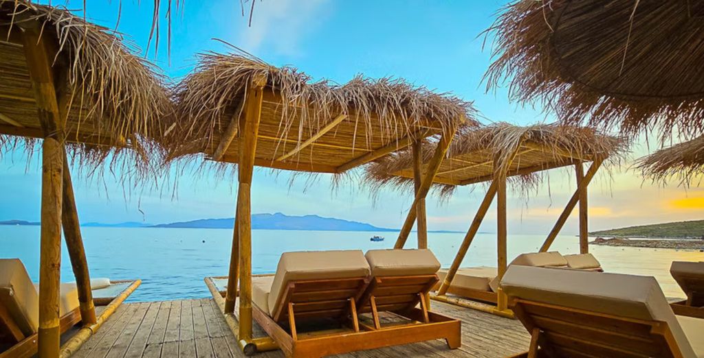 Apollon Hotel Saranda 4*